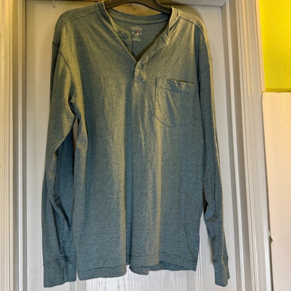 Red Head Brand Co. Long Sleeve Blue & Green Tee Shirts - Picture 3 of 13